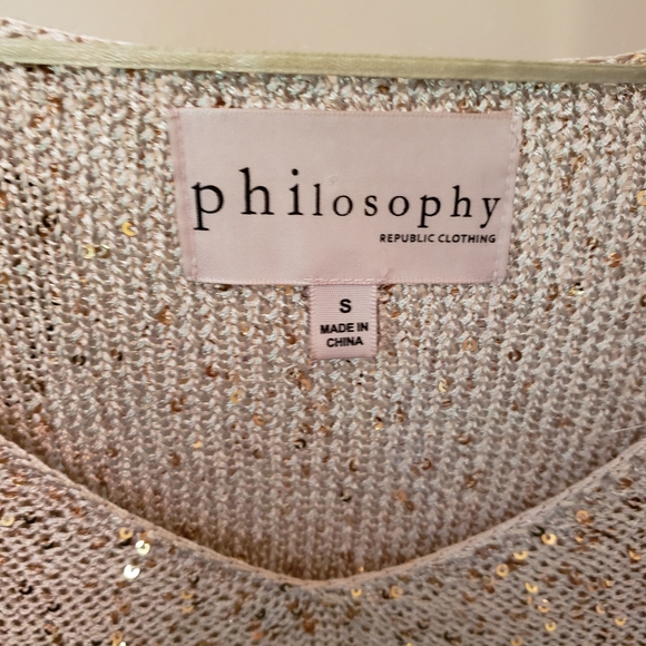 Philosophy top - Picture 5 of 5